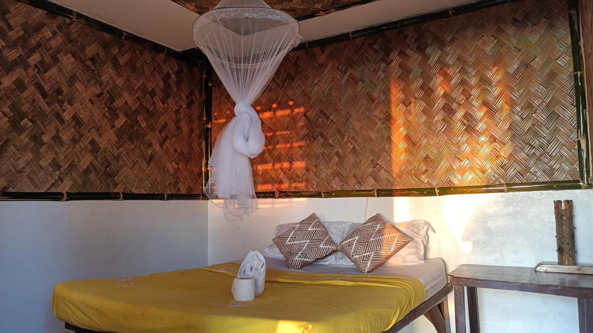 Bed and Breakfast Baybayon Sunset View Эль-Нидо Экстерьер фото